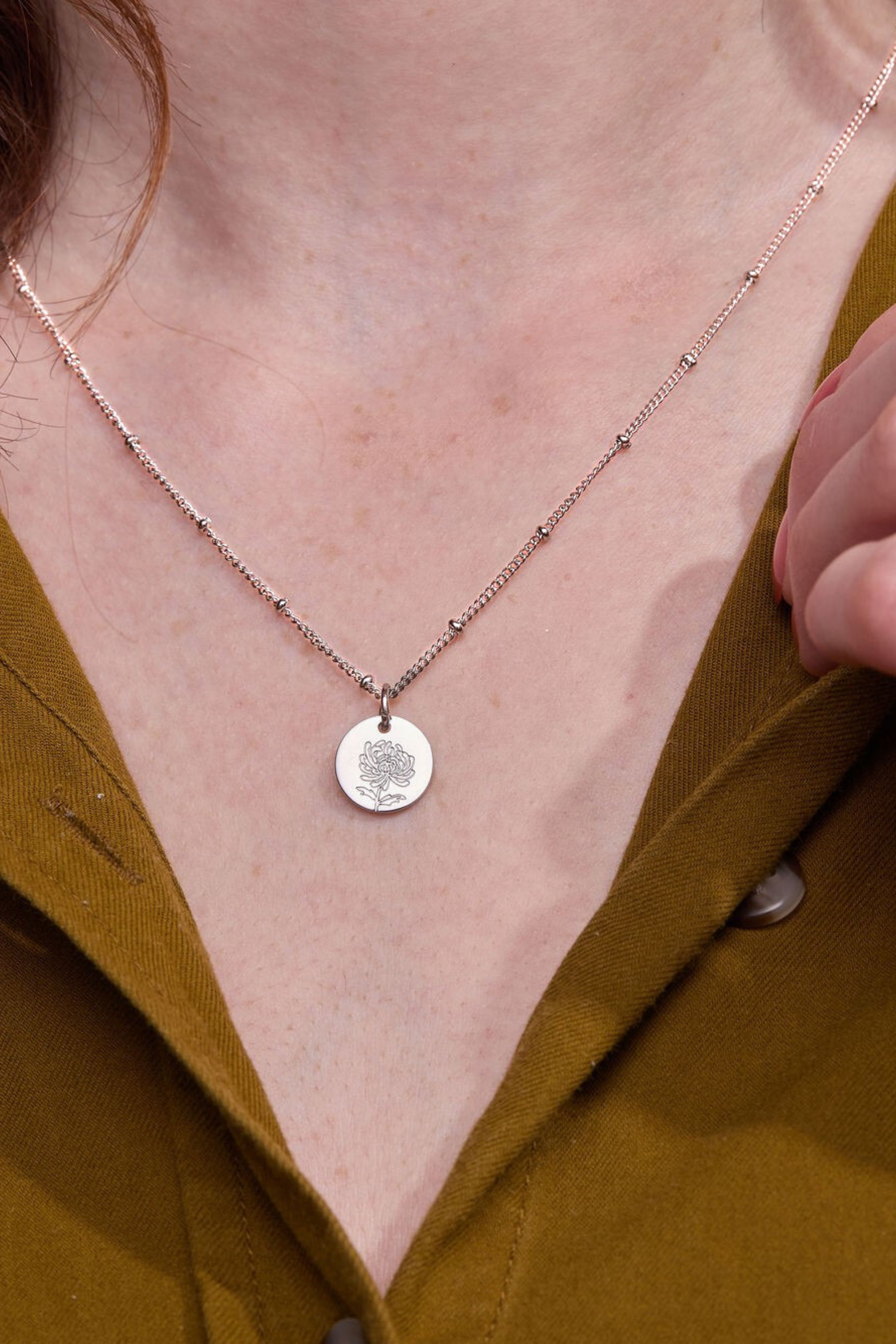 November Chrysanthemum Silver Birthflower Necklace