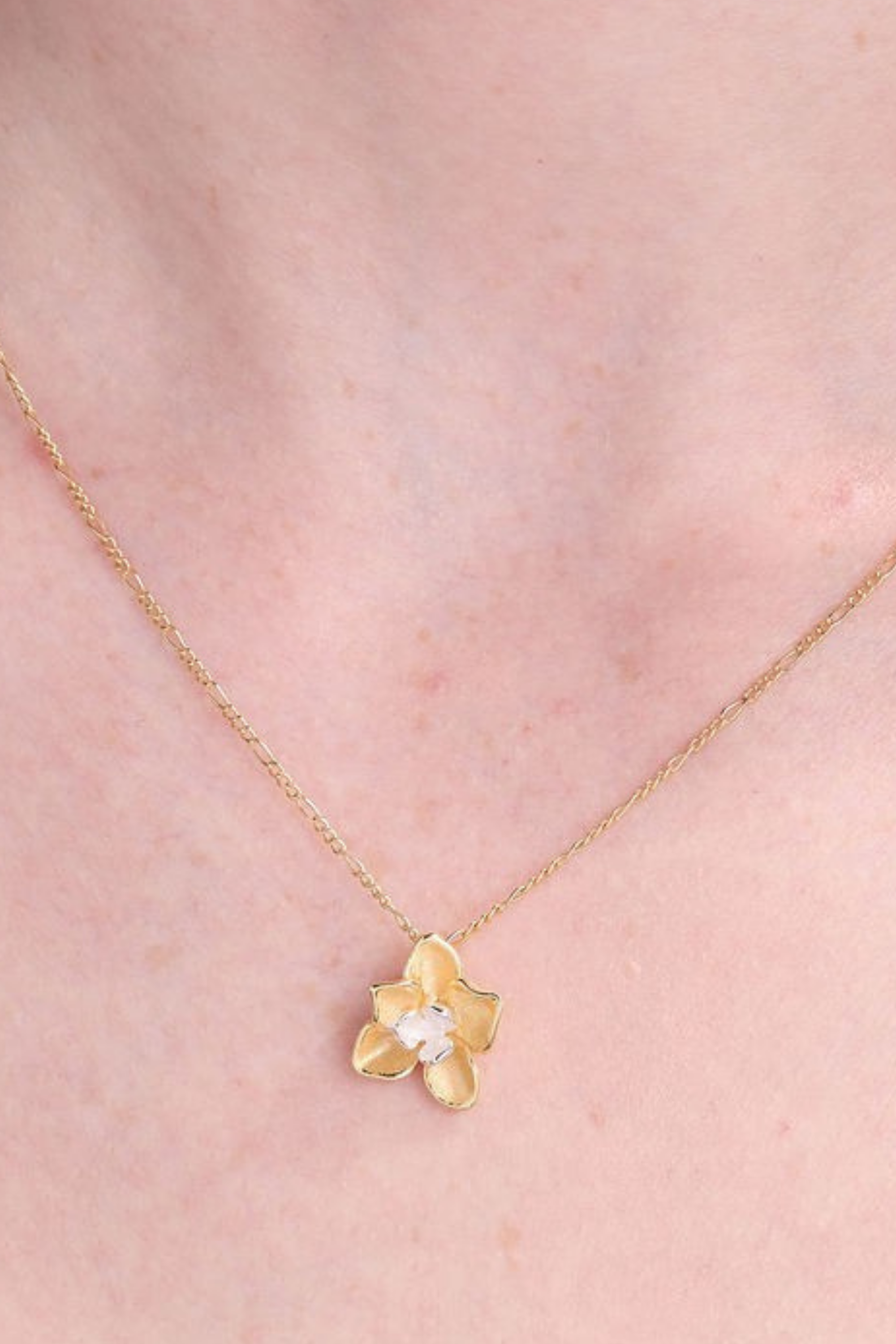 Daffodil Gold Necklace