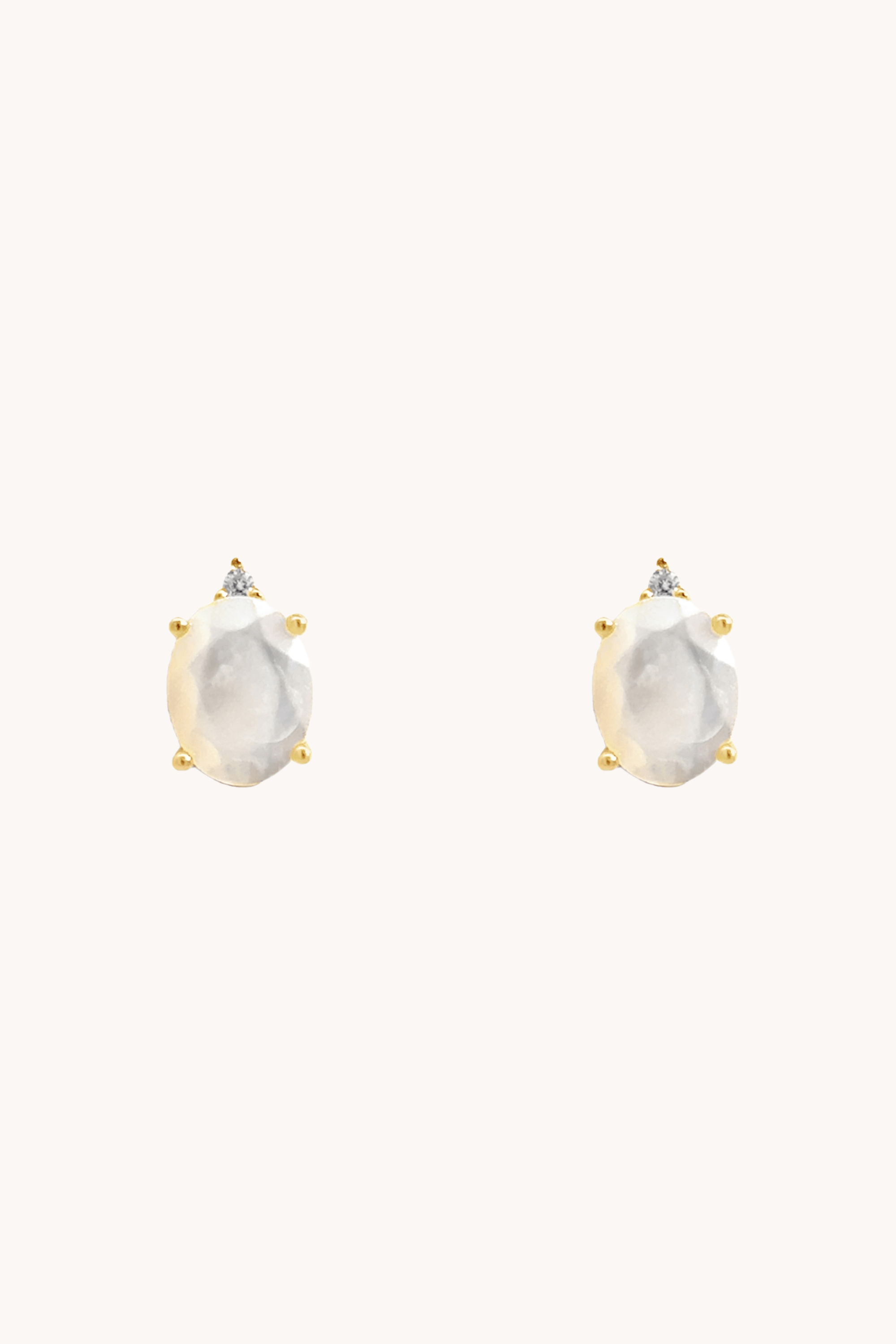 Mother Of Pearl Oval Gold Studs