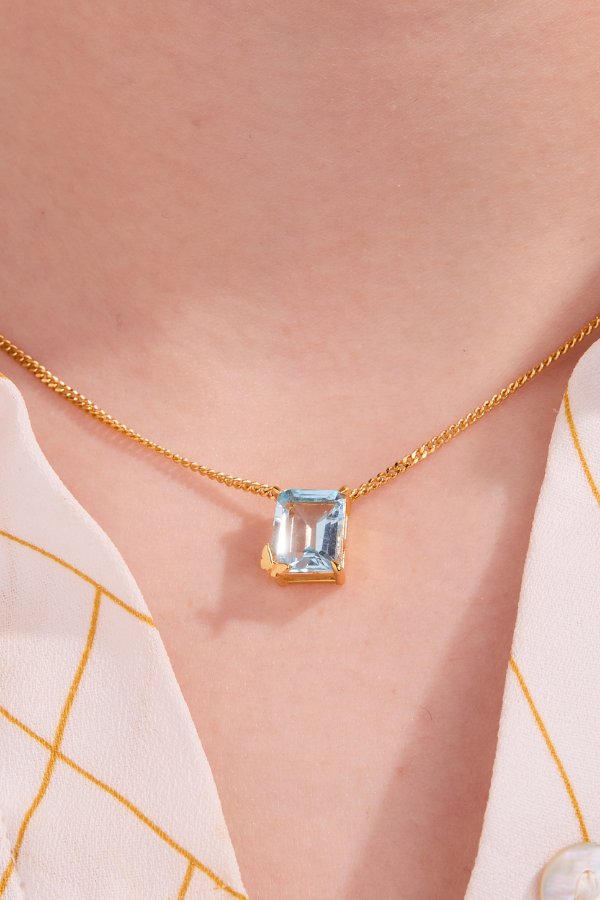 Butterfly Aquamarine Gold Necklace