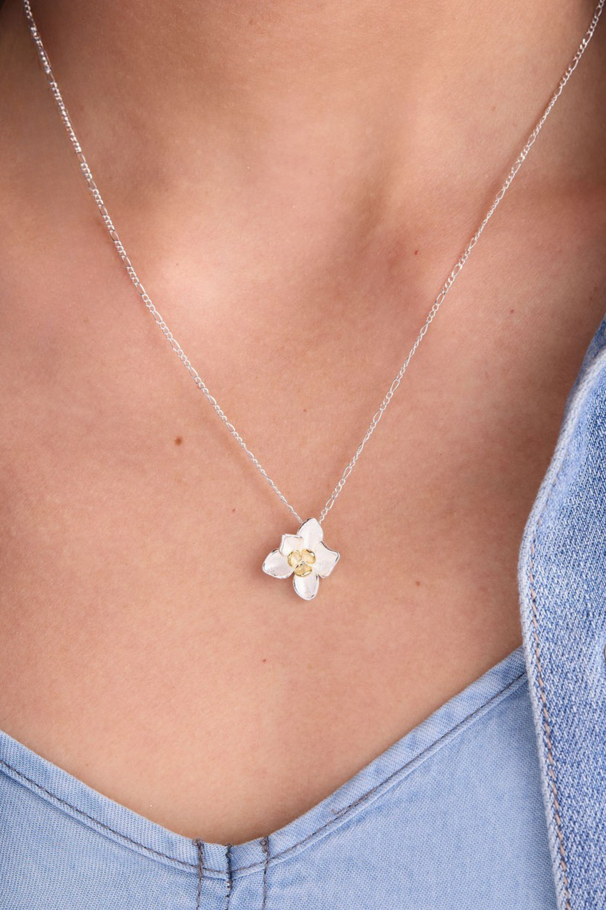 Daffodil Silver Necklace