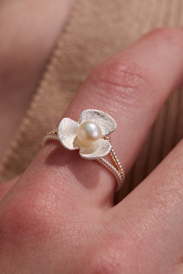 Broad Leaf Silver Adjustable Ring