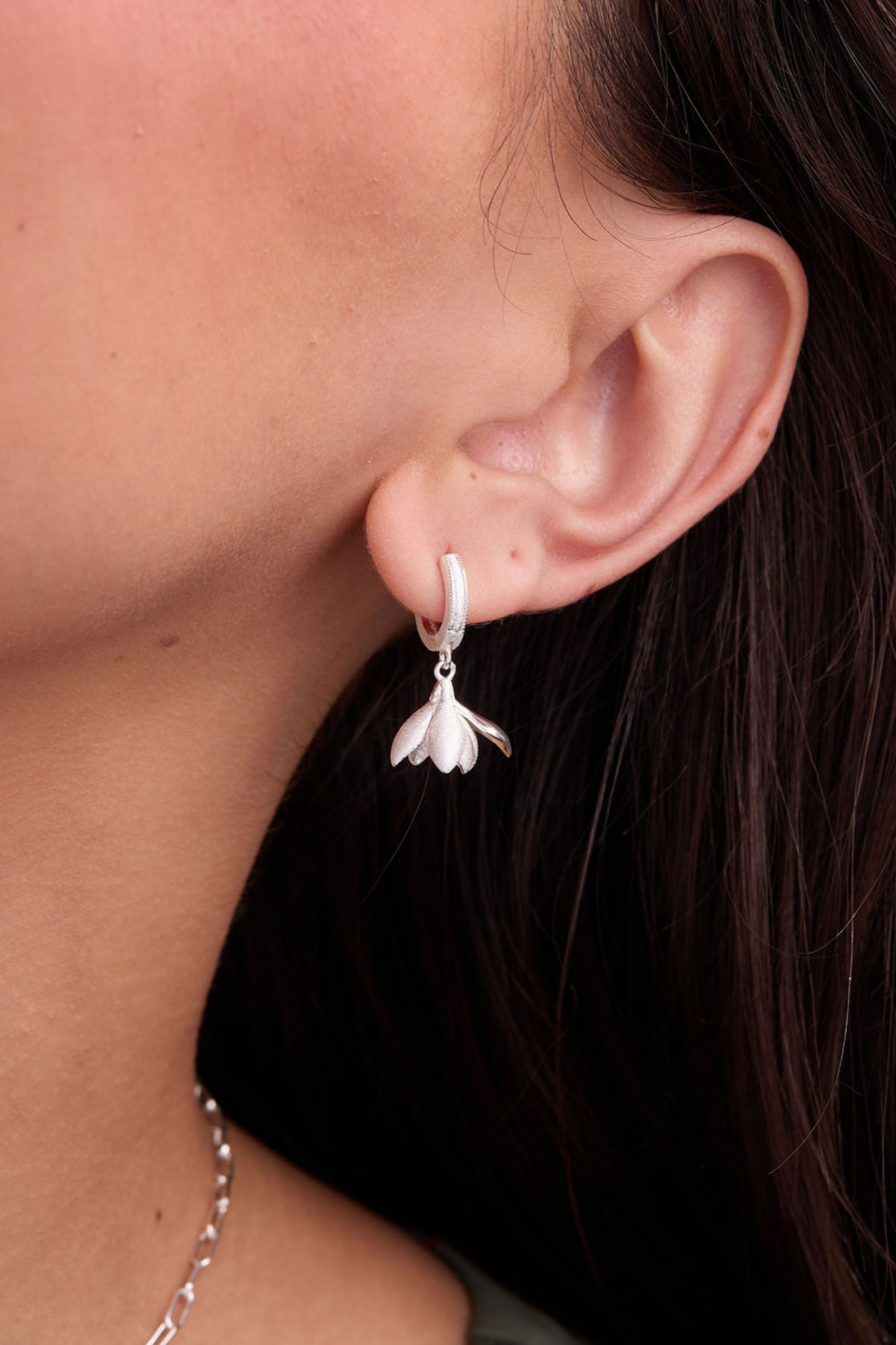 Magnolia Silver Loops