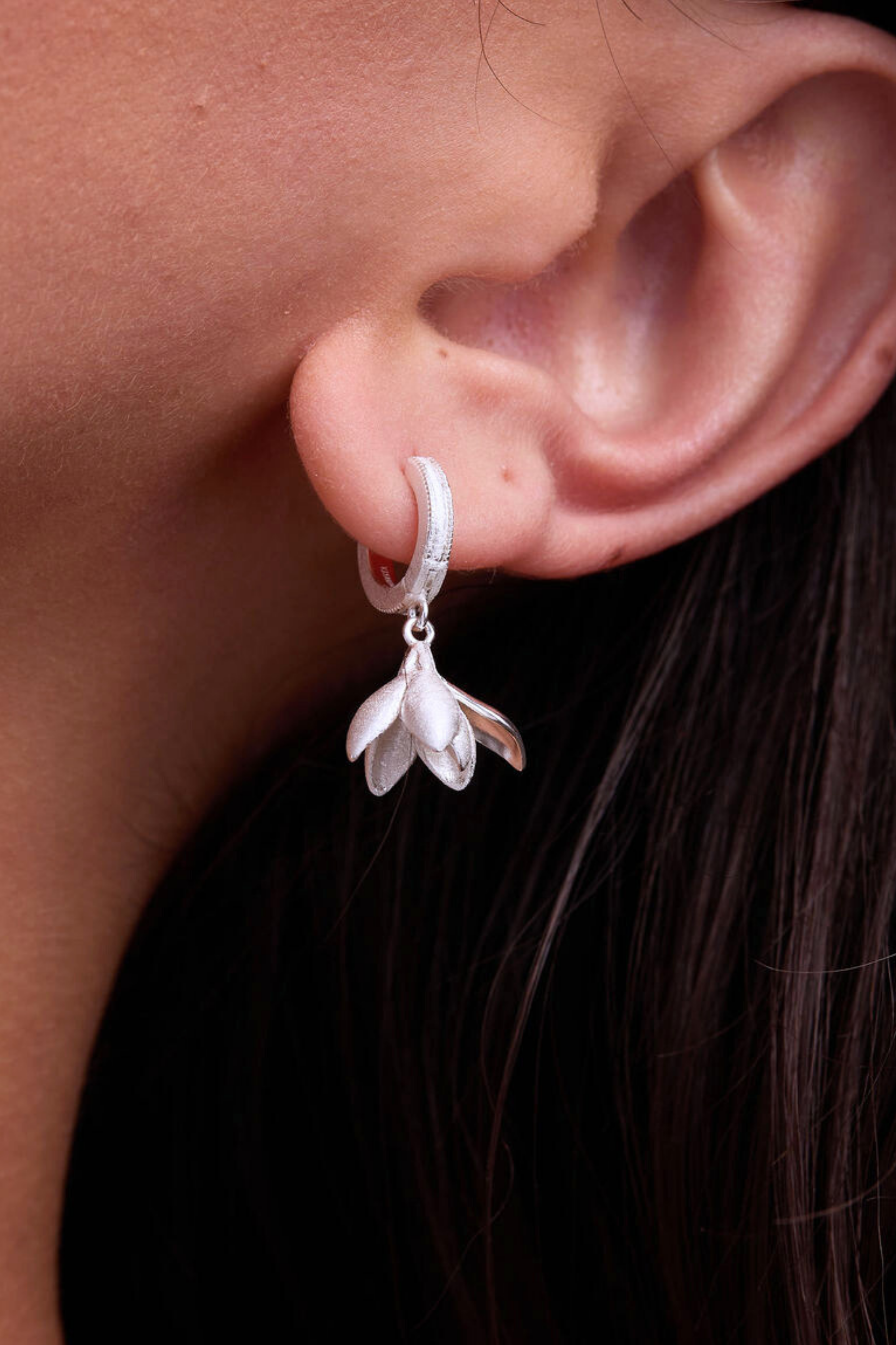 Magnolia Silver Loops