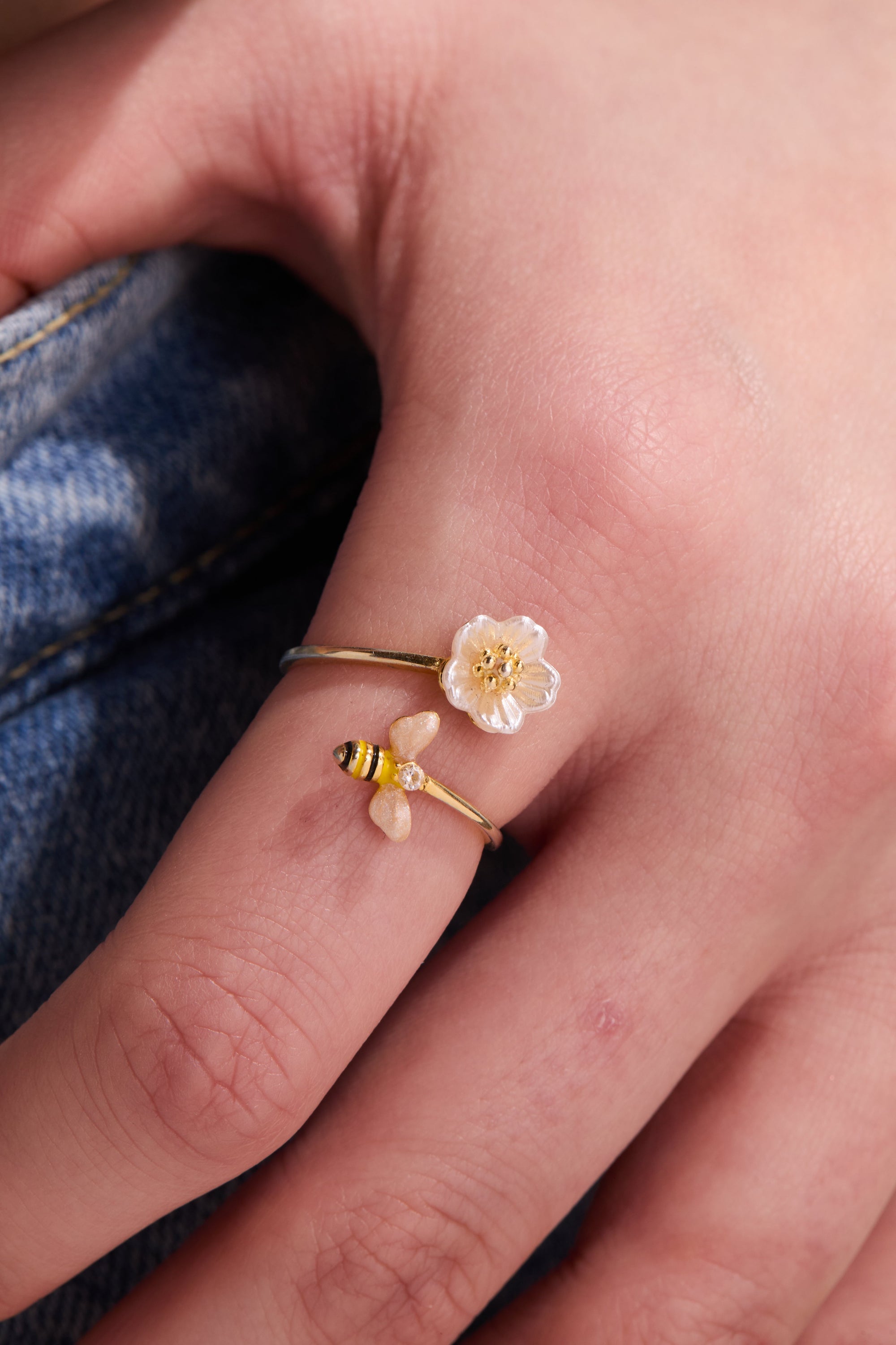 Honeybee Flower Adjustable Ring