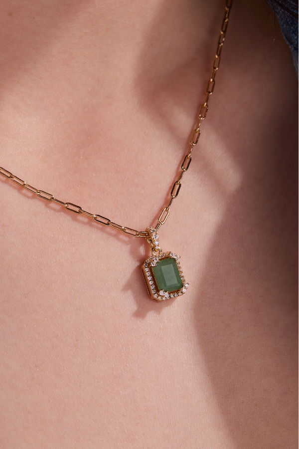Jade Timeless Pendant With Chain