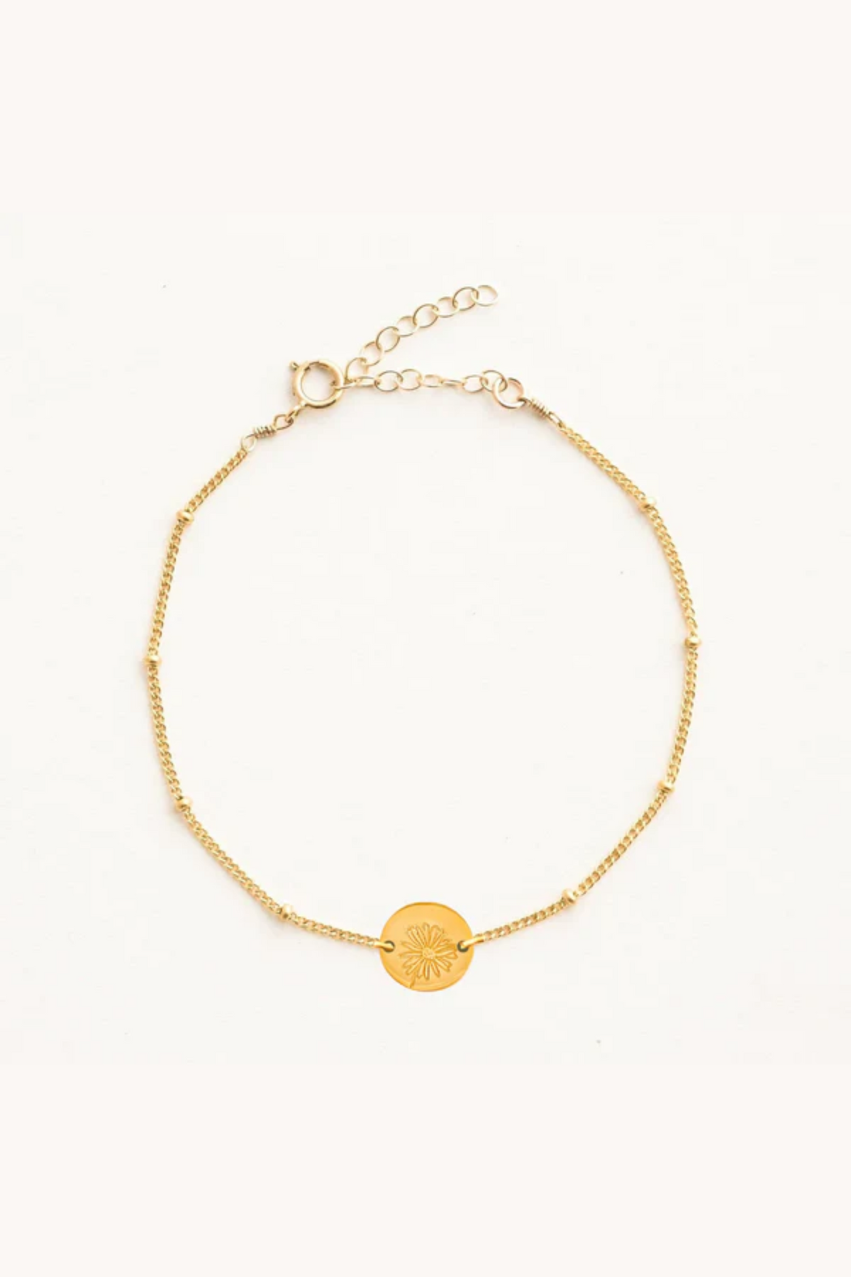 April Daisy Gold Birthflower Bracelet