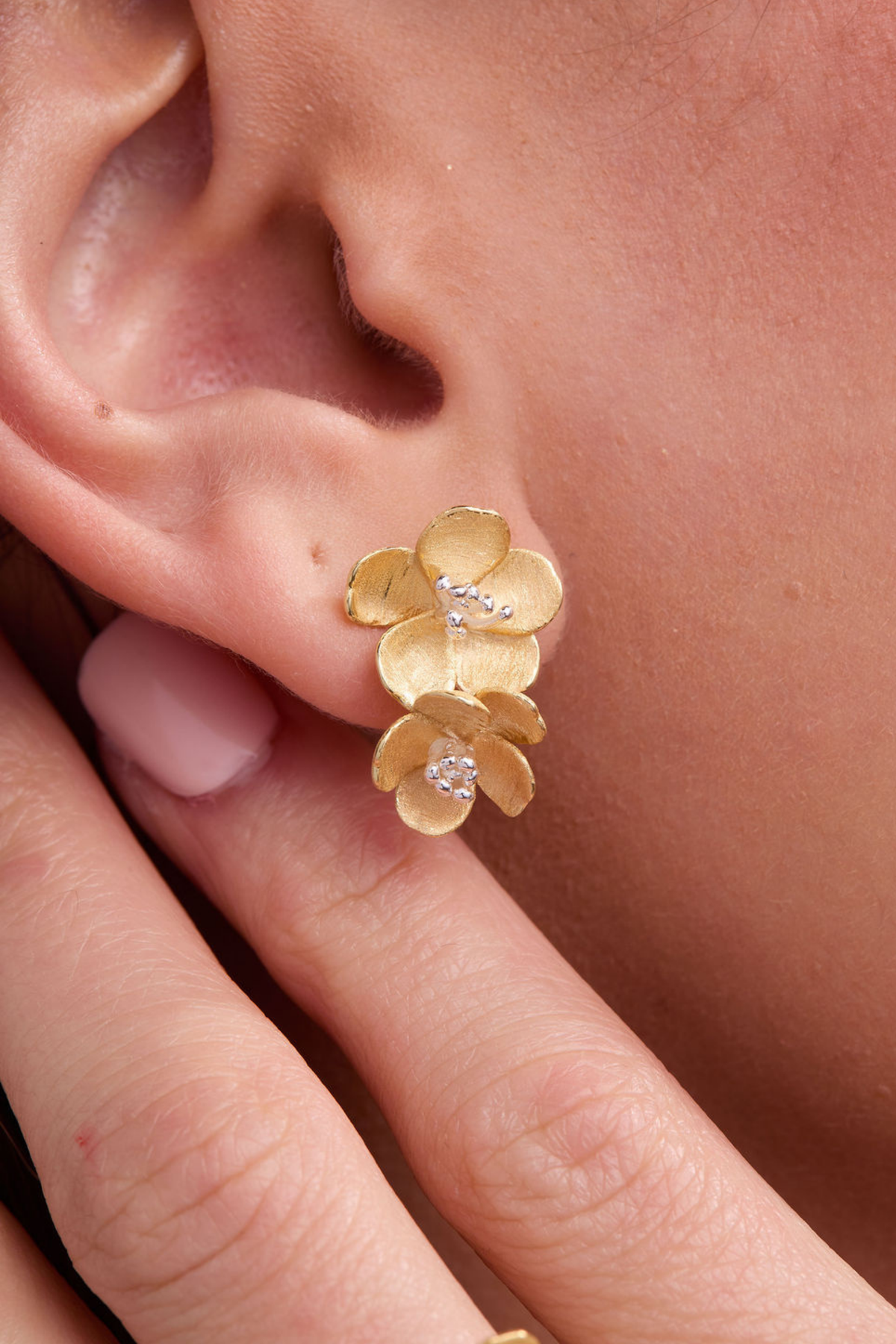 Sakura Bouquet Gold Stud
