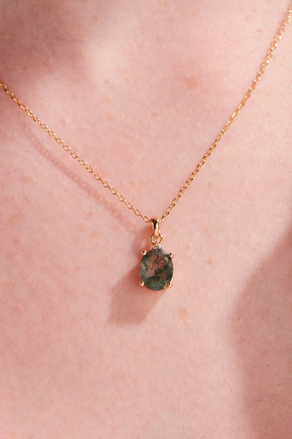 Green Moss Round Necklace