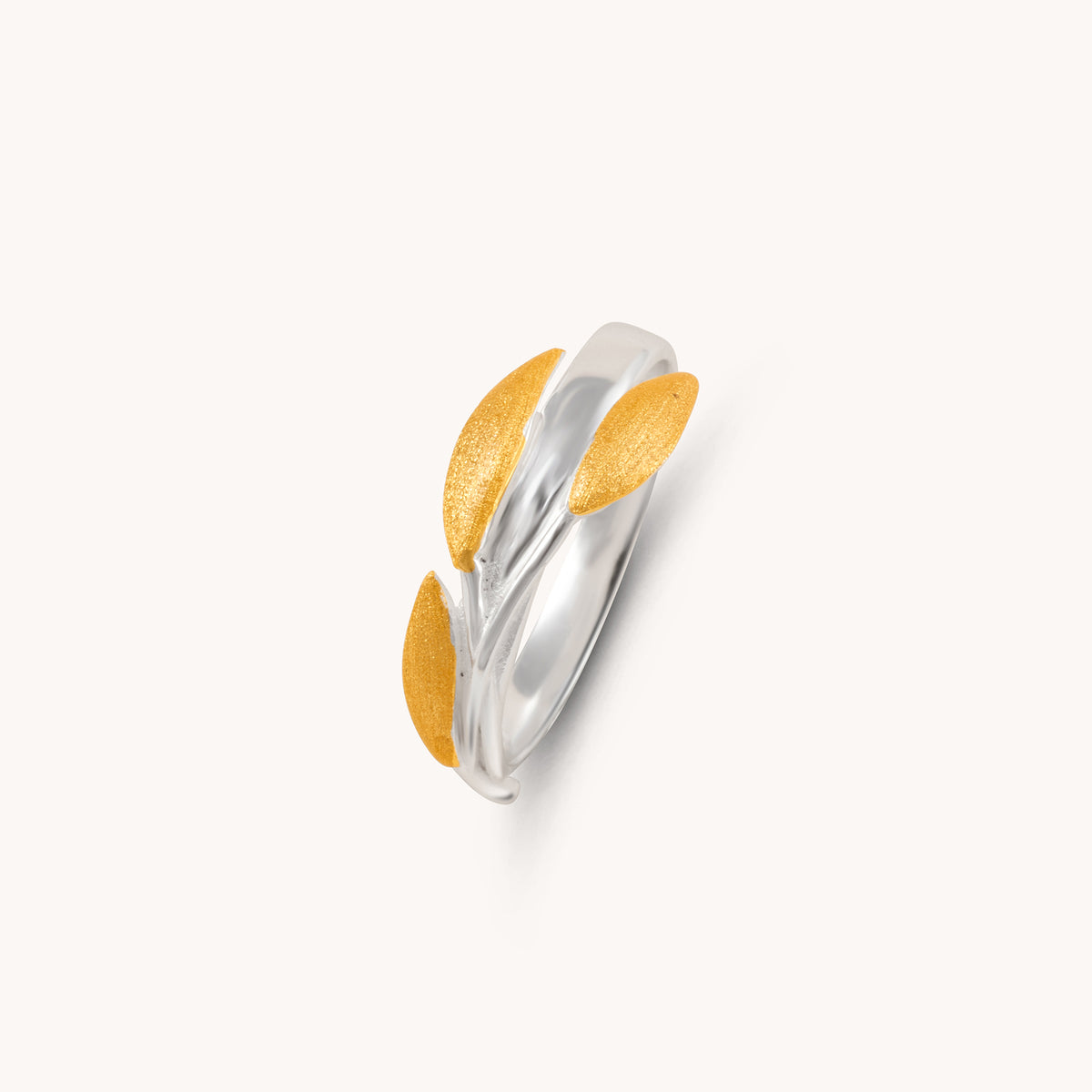 Delicate Gold Leaves Ring